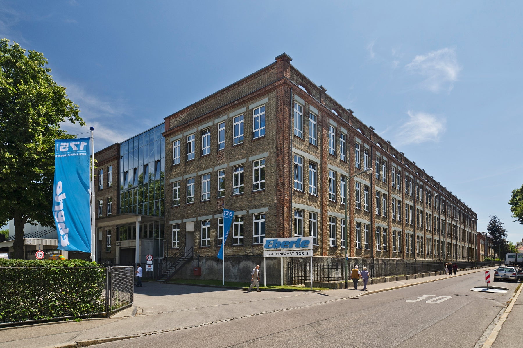 Hightech in historischen Hallen